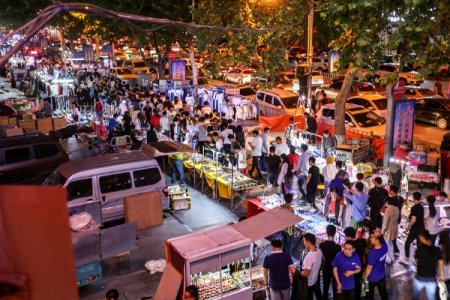 上海最大露天夜市回来了 上海泗泾夜市地址